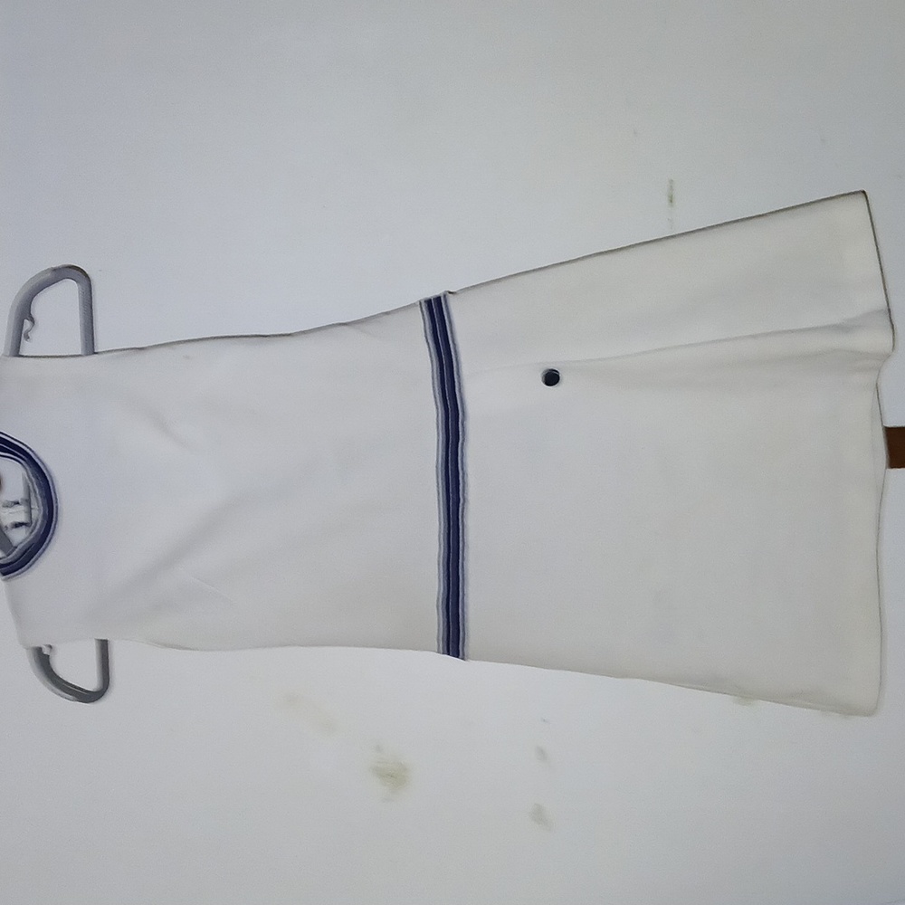 1974 dress made to be fitted .stops right at knee,vintage,Perfect condition